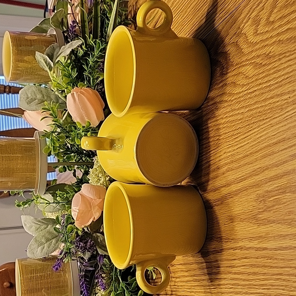 Fiestaware - Picture 1 of 3